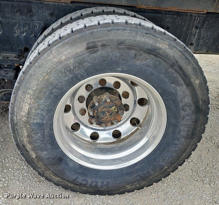 image for item LM9064 2006 International 7600 SBA  dump truck