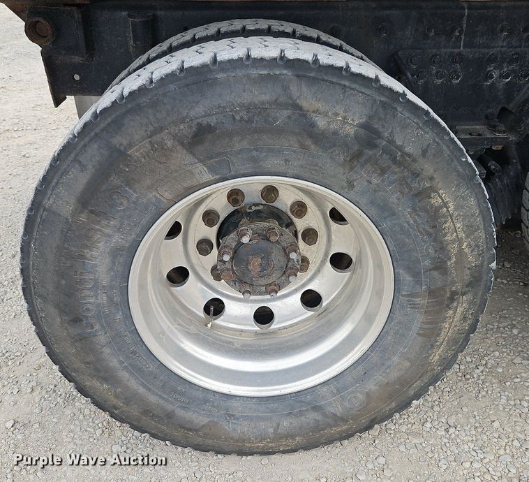 image for item LM9064 2006 International 7600 SBA  dump truck