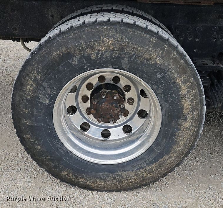 image for item LM9064 2006 International 7600 SBA  dump truck