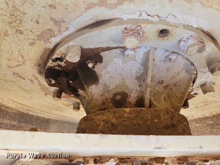 image for item LM9067 2000 Ingersoll Rand SD-110F  single drum vibratory roller