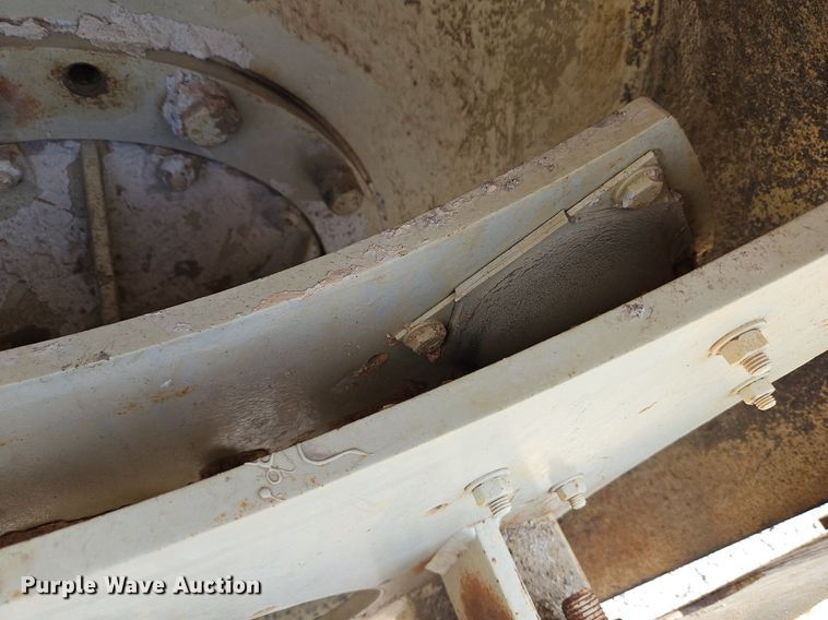 image for item LM9067 2000 Ingersoll Rand SD-110F  single drum vibratory roller