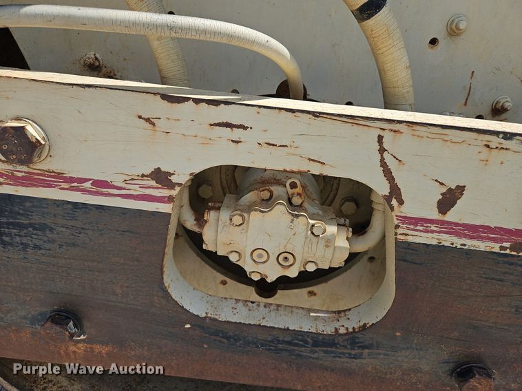 image for item LM9067 2000 Ingersoll Rand SD-110F  single drum vibratory roller