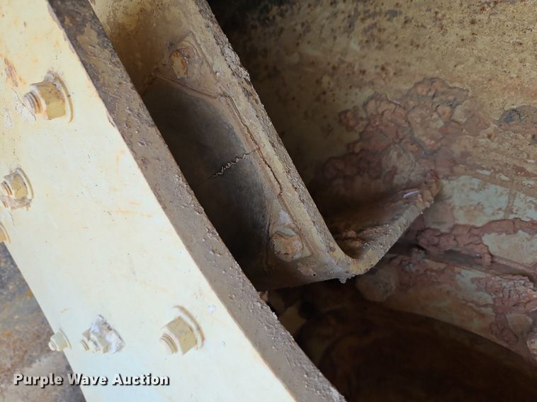 image for item LM9067 2000 Ingersoll Rand SD-110F  single drum vibratory roller