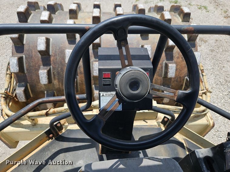 image for item LM9067 2000 Ingersoll Rand SD-110F  single drum vibratory roller