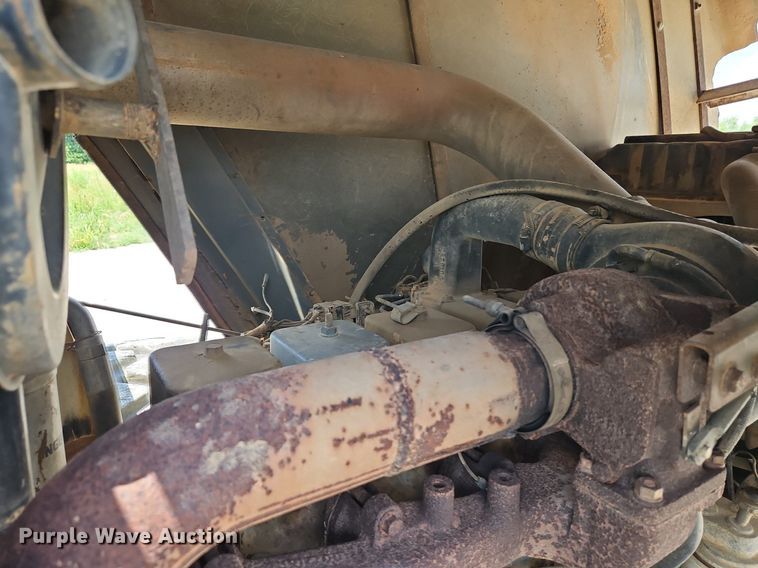 image for item LM9067 2000 Ingersoll Rand SD-110F  single drum vibratory roller