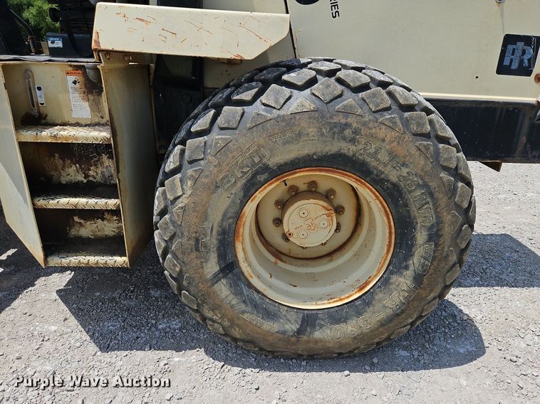 image for item LM9067 2000 Ingersoll Rand SD-110F  single drum vibratory roller