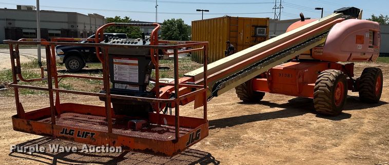 image for item LN9277 1997 JLG 600S  boom lift
