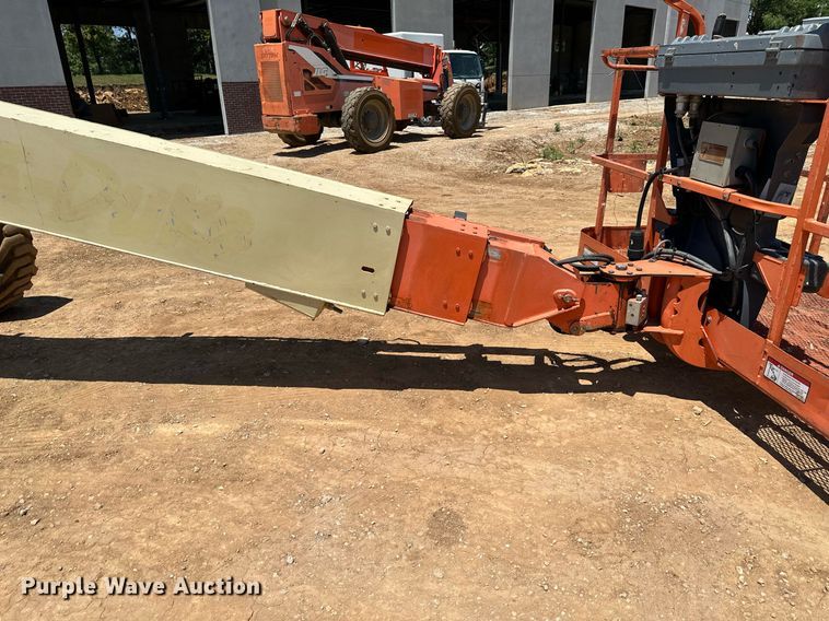image for item LN9277 1997 JLG 600S  boom lift