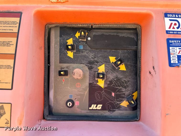 image for item LN9277 1997 JLG 600S  boom lift