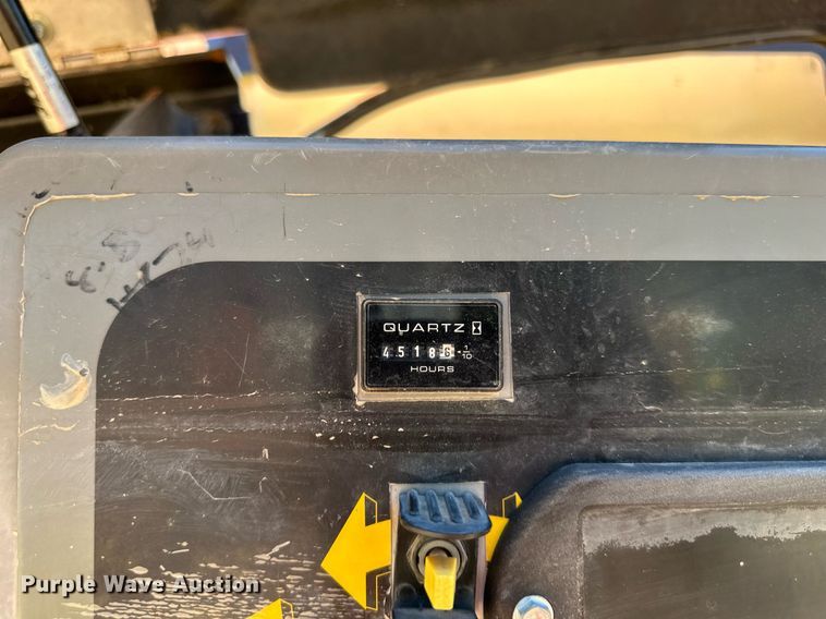 image for item LN9277 1997 JLG 600S  boom lift