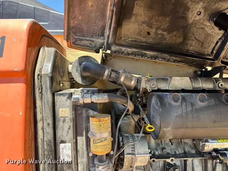 image for item LN9277 1997 JLG 600S  boom lift