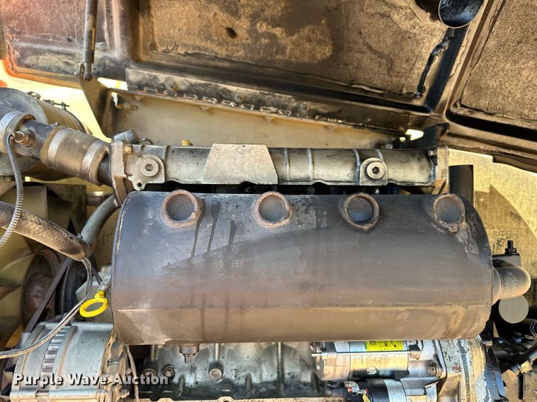 image for item LN9277 1997 JLG 600S  boom lift