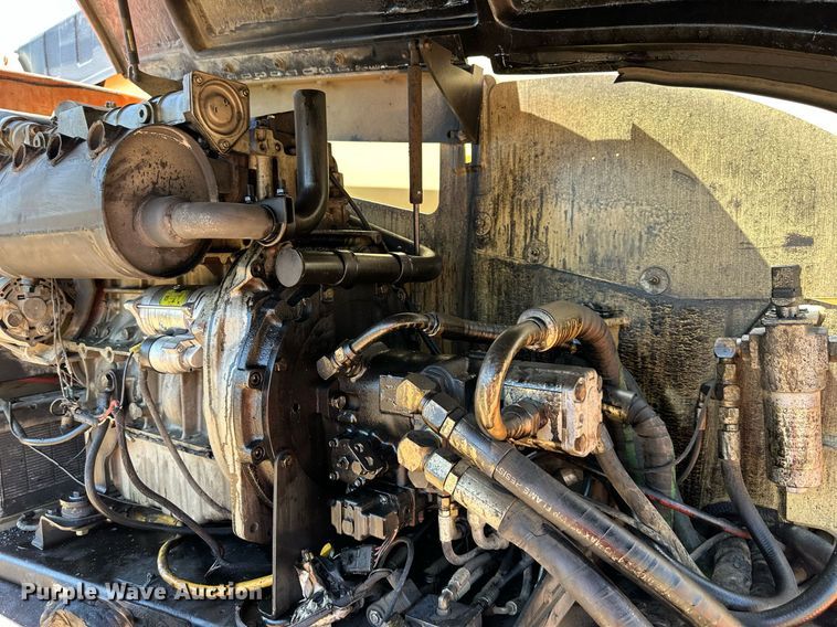 image for item LN9277 1997 JLG 600S  boom lift