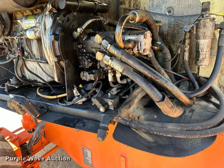 image for item LN9277 1997 JLG 600S  boom lift