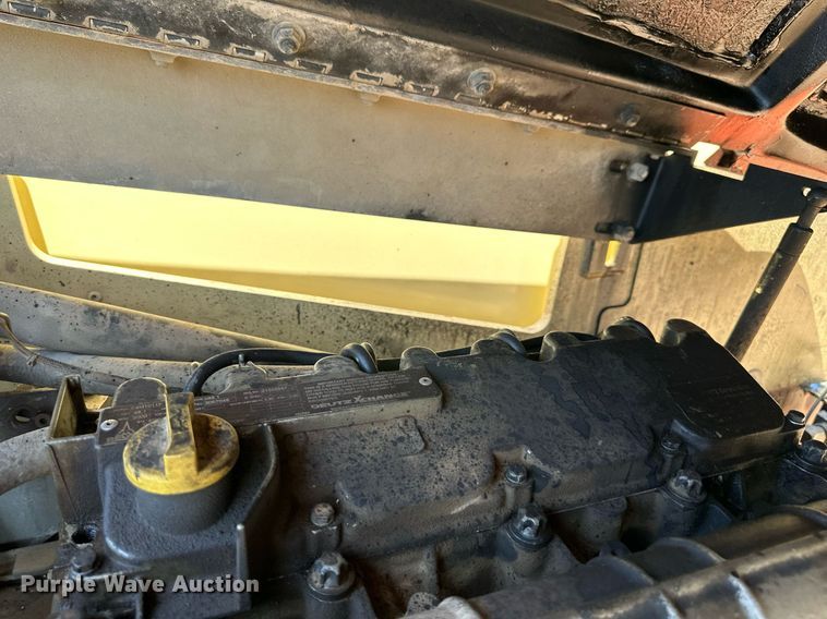 image for item LN9277 1997 JLG 600S  boom lift