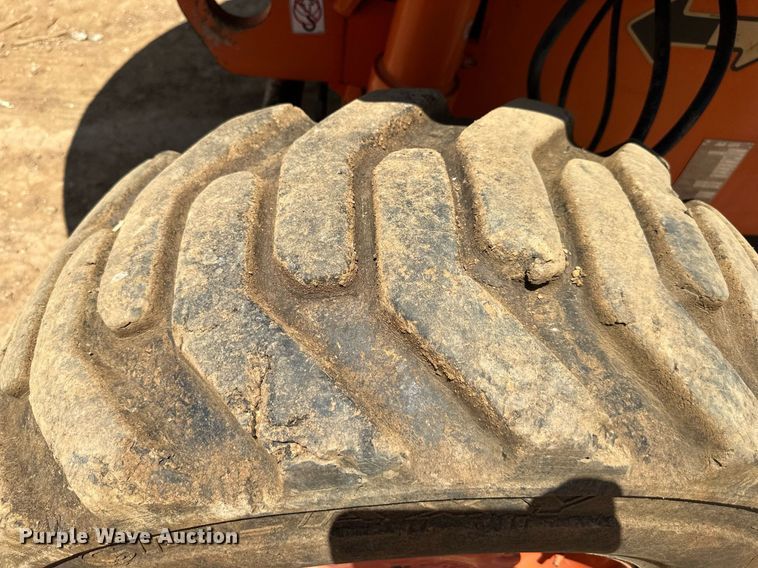 image for item LN9277 1997 JLG 600S  boom lift