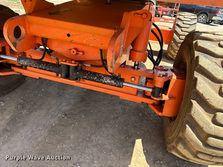 image for item LN9277 1997 JLG 600S  boom lift