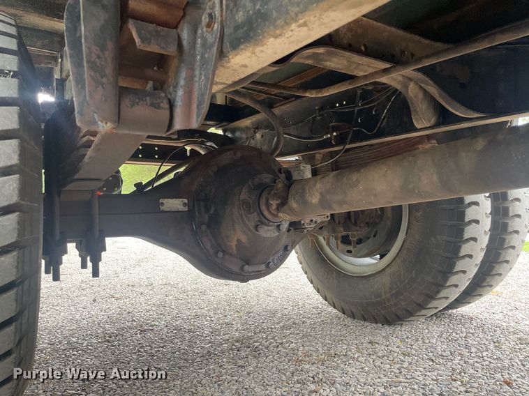 image for item LS9298 1984 Ford F700  dump truck