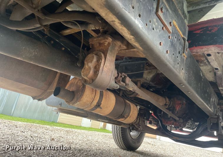 image for item LS9298 1984 Ford F700  dump truck