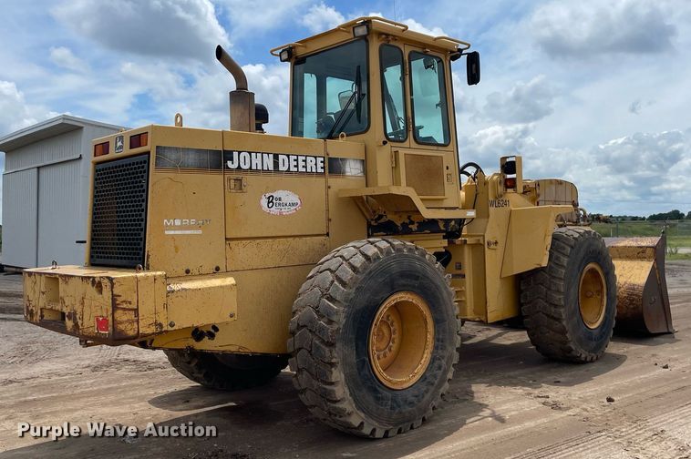 image for item LS9328 1995 John Deere 624G  wheel loader
