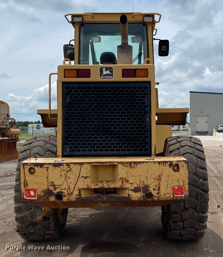 image for item LS9328 1995 John Deere 624G  wheel loader