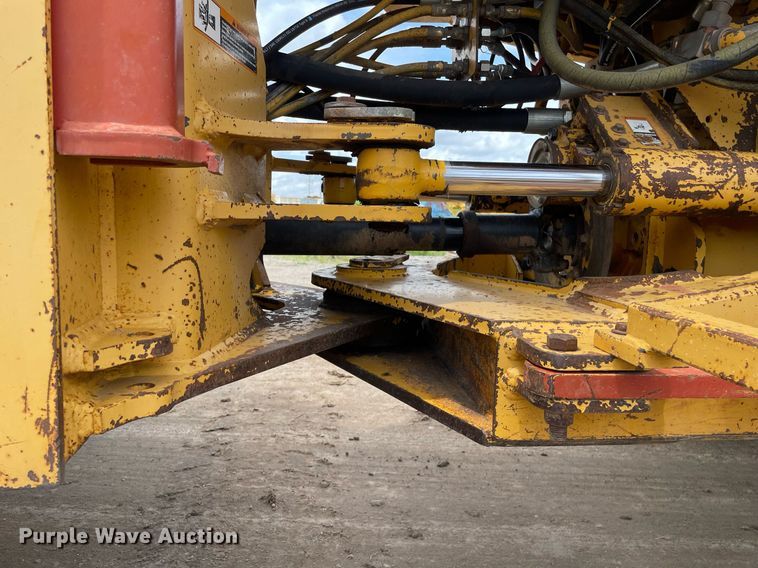 image for item LS9328 1995 John Deere 624G  wheel loader