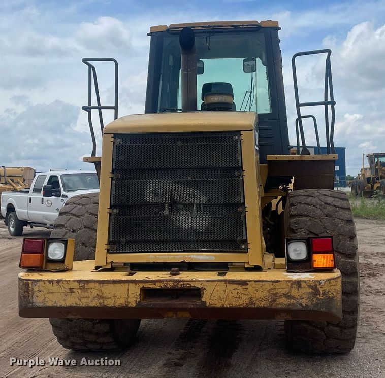 image for item LS9329 1998 Caterpillar 950G  wheel loader