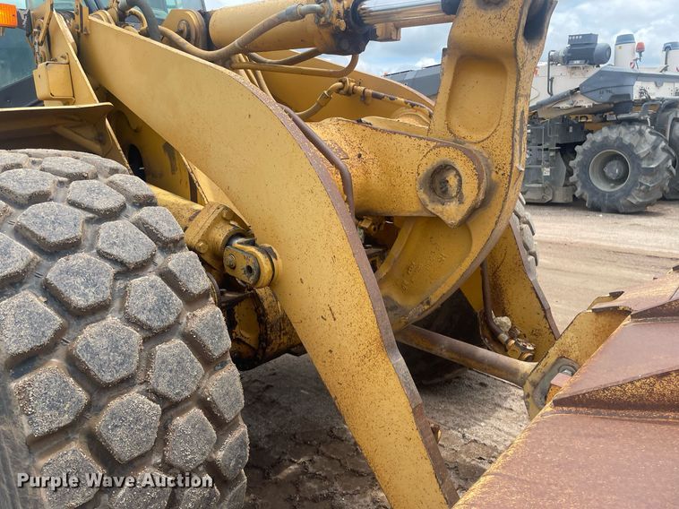 image for item LS9329 1998 Caterpillar 950G  wheel loader