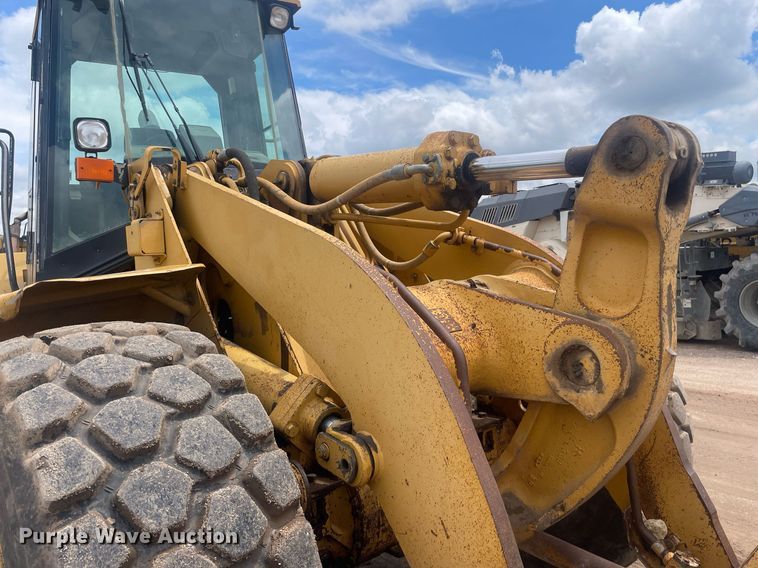 image for item LS9329 1998 Caterpillar 950G  wheel loader