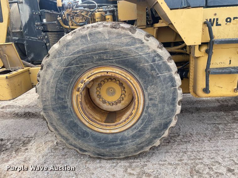 image for item LS9329 1998 Caterpillar 950G  wheel loader