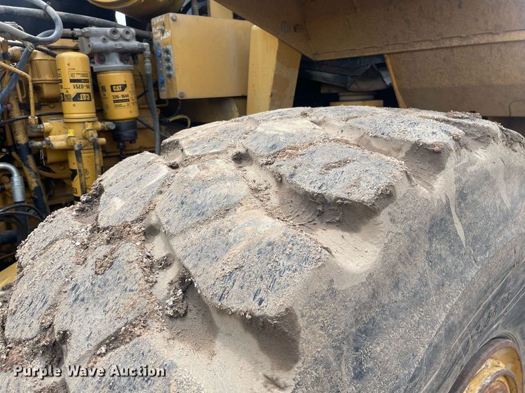 image for item LS9329 1998 Caterpillar 950G  wheel loader