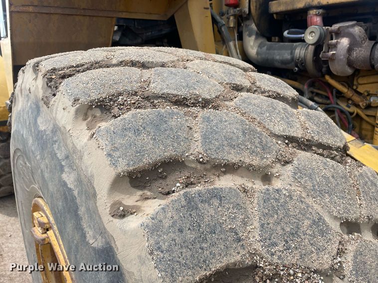 image for item LS9329 1998 Caterpillar 950G  wheel loader