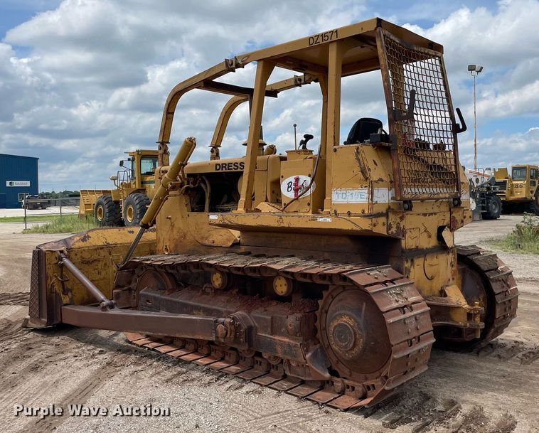 image for item LS9330 1988 Dresser TD15E  dozer