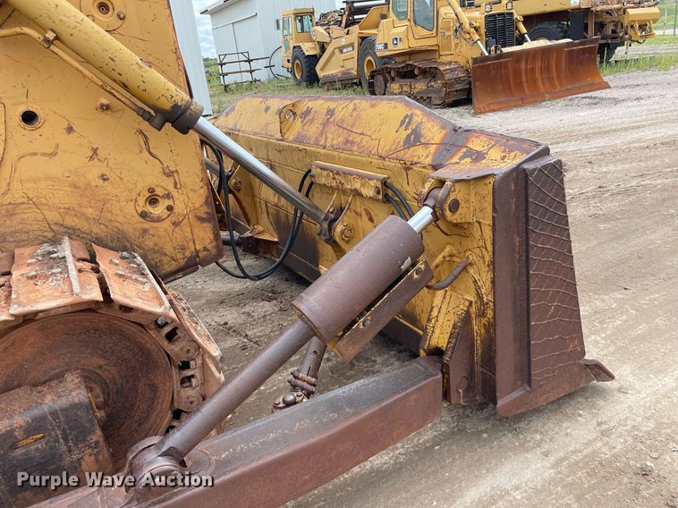 image for item LS9330 1988 Dresser TD15E  dozer