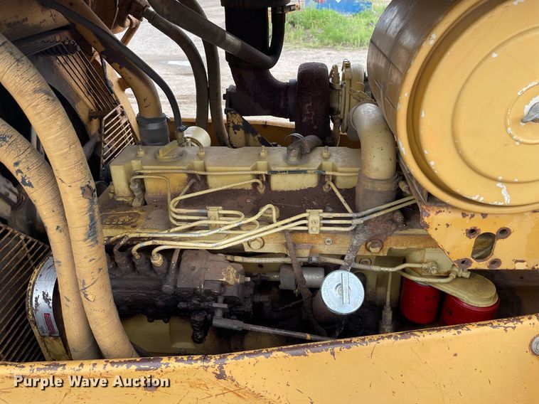 image for item LS9330 1988 Dresser TD15E  dozer