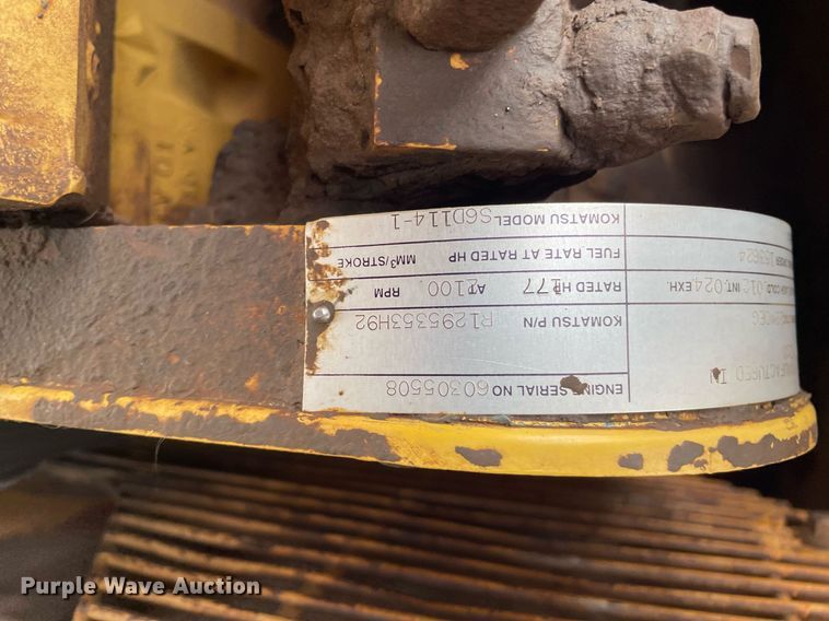 image for item LS9330 1988 Dresser TD15E  dozer