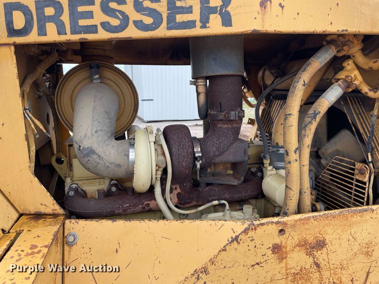 image for item LS9330 1988 Dresser TD15E  dozer
