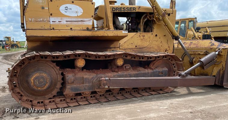 image for item LS9330 1988 Dresser TD15E  dozer