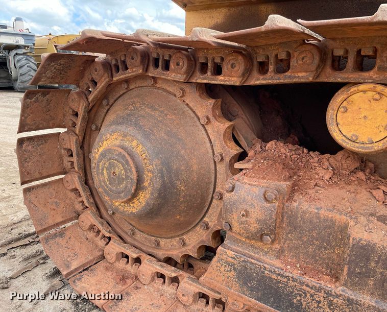 image for item LS9330 1988 Dresser TD15E  dozer