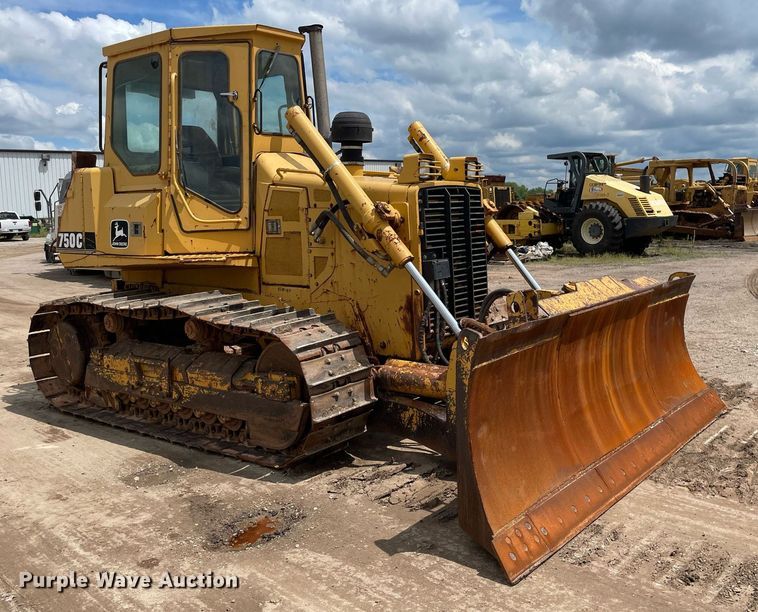 image for item LS9331 1996 John Deere 750C  dozer