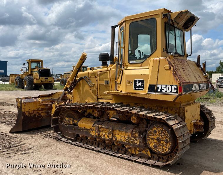 image for item LS9331 1996 John Deere 750C  dozer