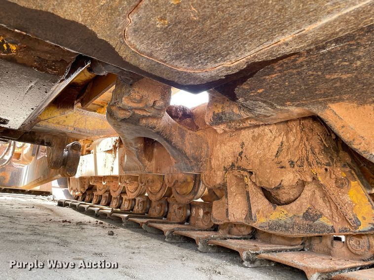 image for item LS9331 1996 John Deere 750C  dozer