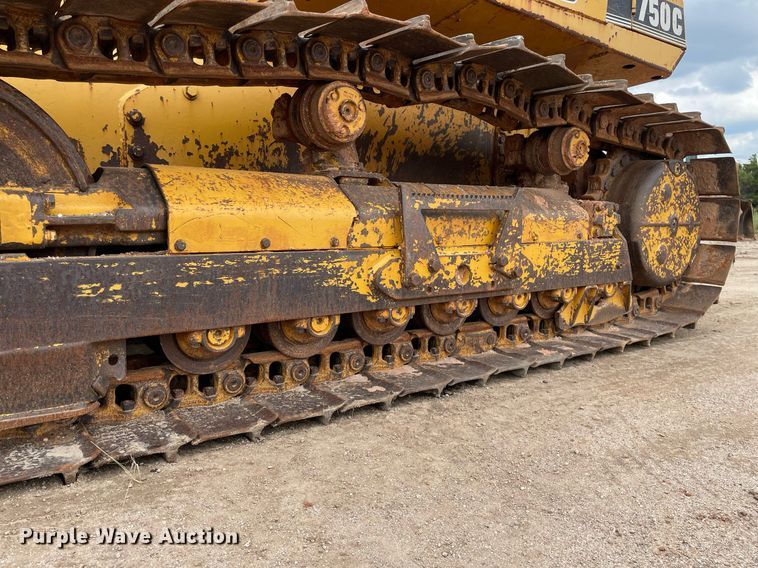 image for item LS9331 1996 John Deere 750C  dozer