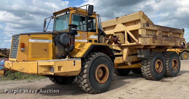 image for item LS9333 1998 Volvo A35C  haul truck