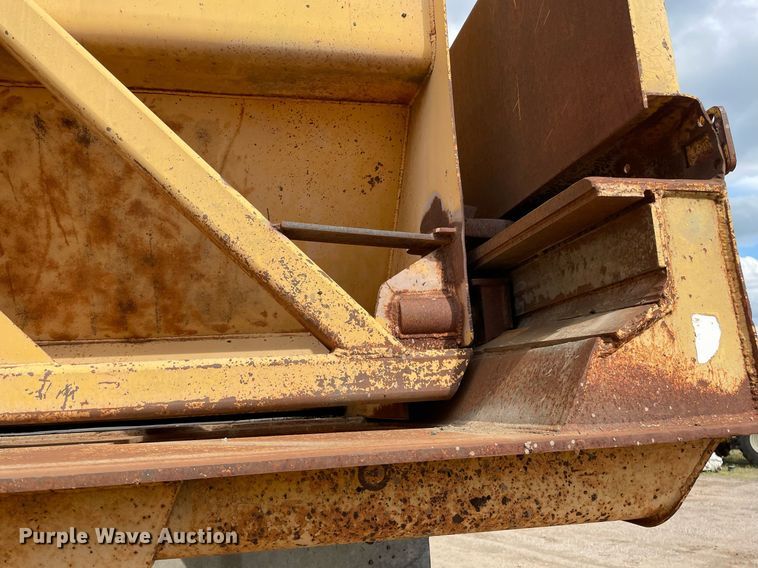 image for item LS9333 1998 Volvo A35C  haul truck