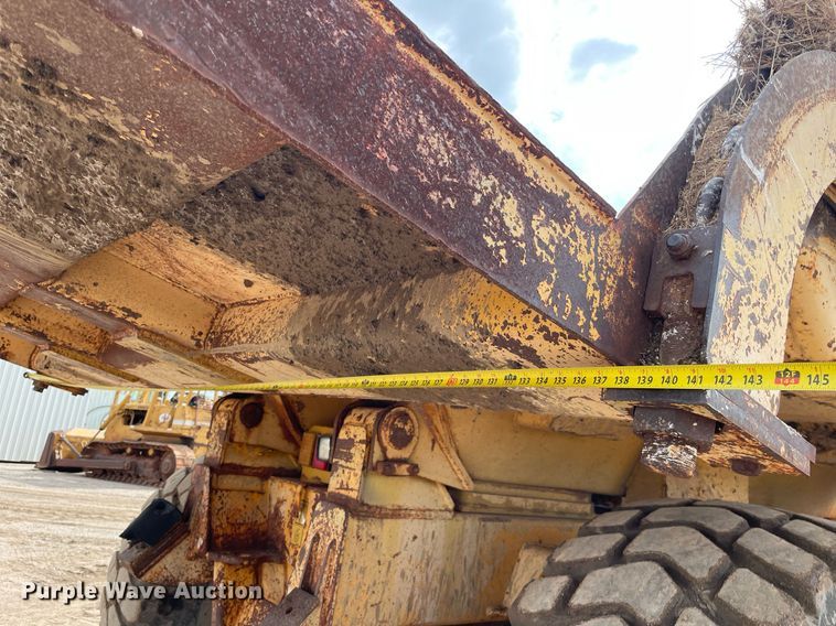 image for item LS9333 1998 Volvo A35C  haul truck