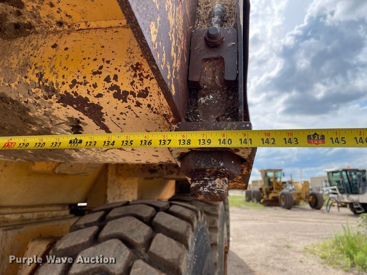 image for item LS9333 1998 Volvo A35C  haul truck