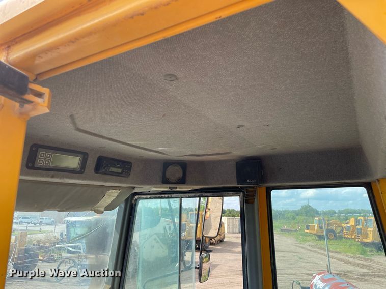 image for item LS9333 1998 Volvo A35C  haul truck