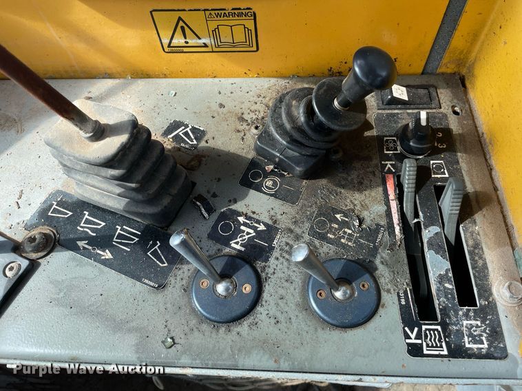 image for item LS9333 1998 Volvo A35C  haul truck