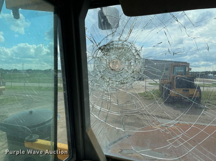 image for item LS9333 1998 Volvo A35C  haul truck